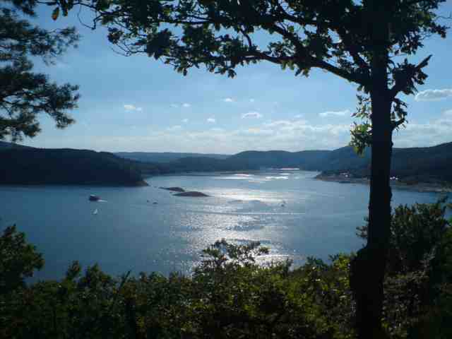 Die Hermannshöhe am Urwaldsteig, mit herrlichem Blick auf den Edersee